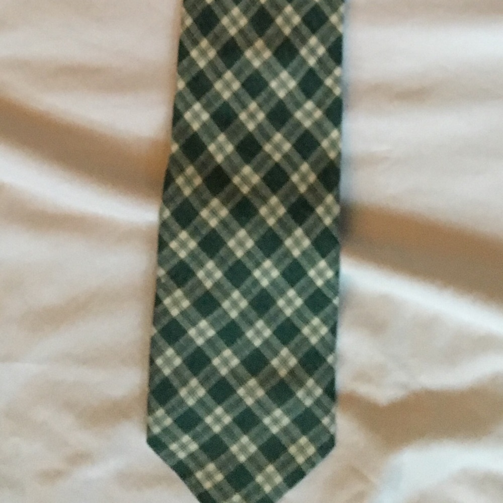 Italian linen necktie in green plaid